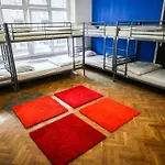 Hostel Cooltour