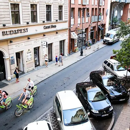 Hostel Cooltour